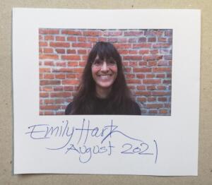 08-21-Emily-Hartz